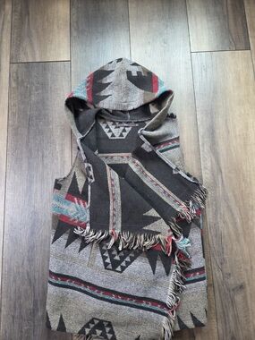 Anthropologie Azel Hazel Hooded Aztec Fringe Vest